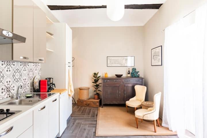 Ca' Balenga - Centralissimo Con Posto Auto Coperto Gratuito Asti Zimmer foto